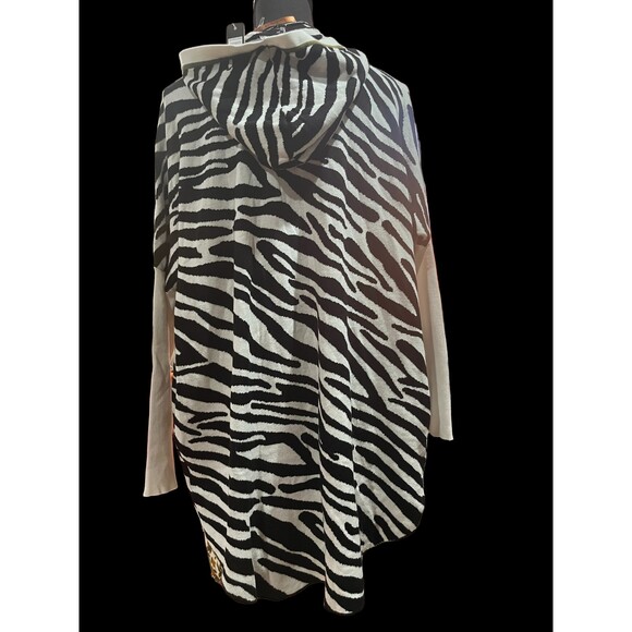 Belldini Sweater Hoodie, Size M - Picture 2 of 7